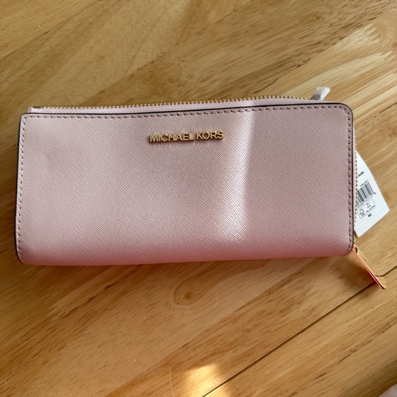 Michael Kors Wallet NWT - Picture 3 of 6
